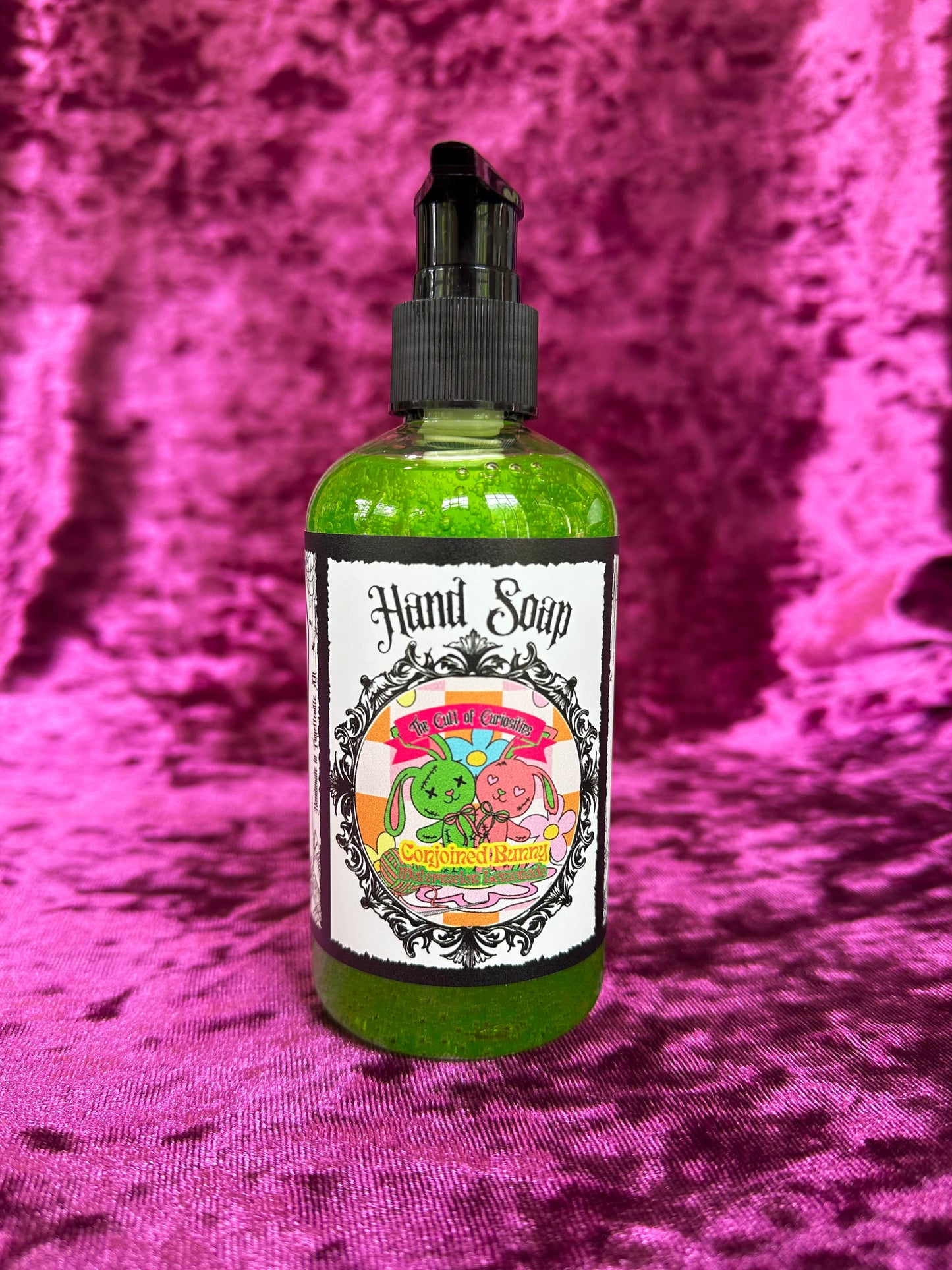 Conjoined bunny 9oz hand soap