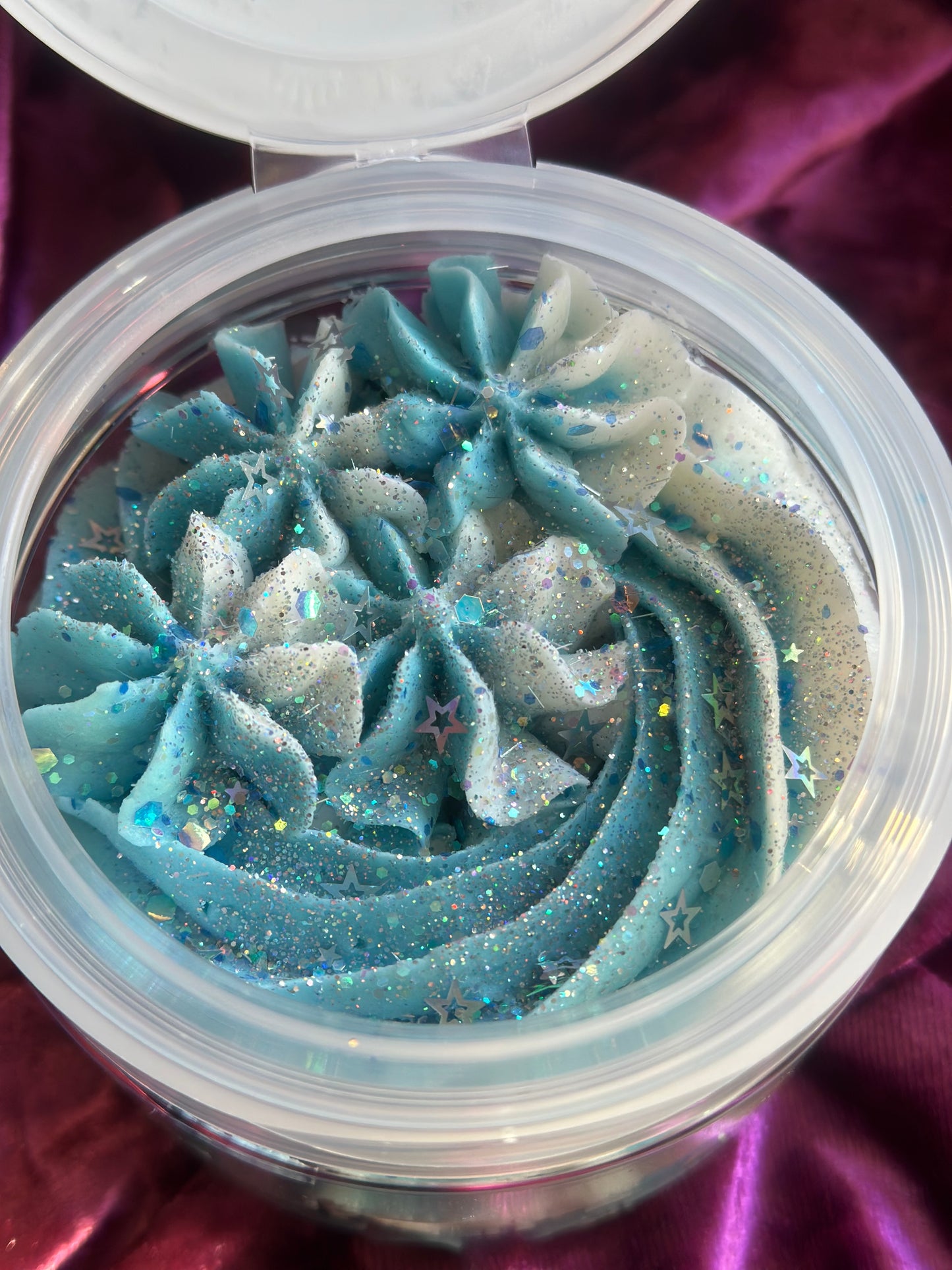 Holiday spirit 8oz whipped soap